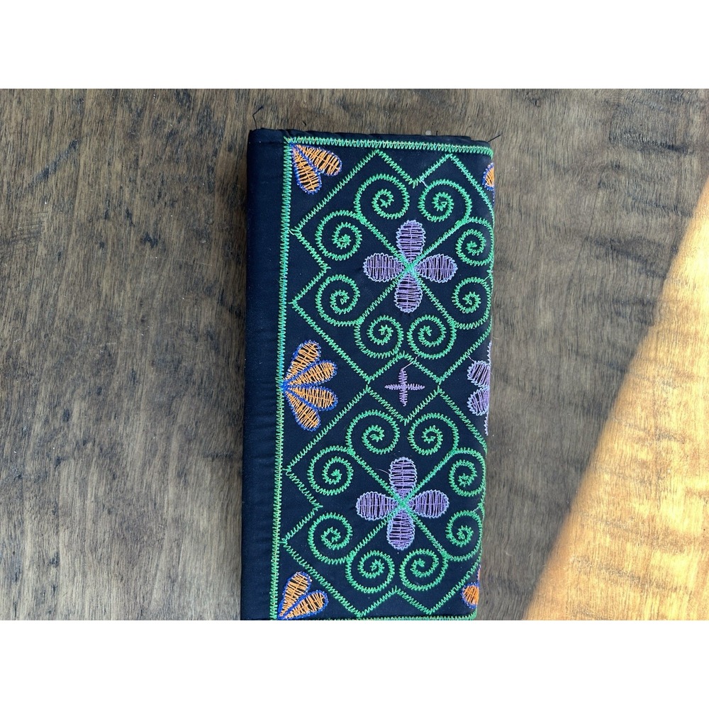 Embroidered Boho Wallet Clutch Black Floral Folk Art Colorful Zip Pocket - Picture 2 of 7